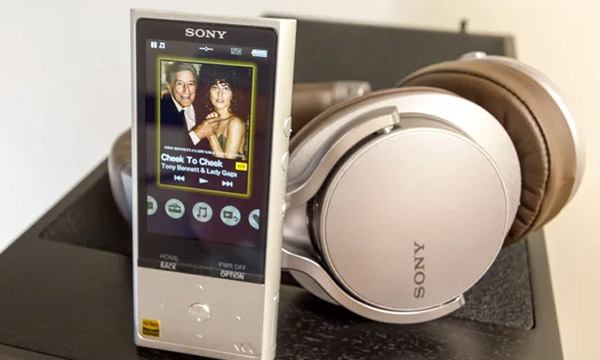                                                                             Test :
                                                                        Sony NW-ZX100, PHA-1AEU et MDR-1ABT
                                