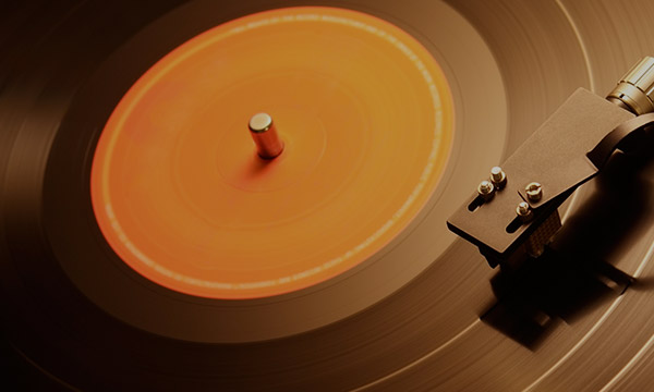 Pourquoi le vinyle sonne t-il si bien ?